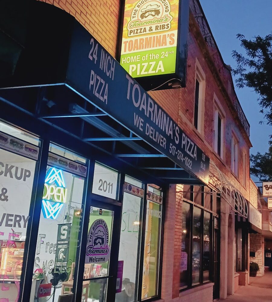 Toarmina’s Pizza Lansing